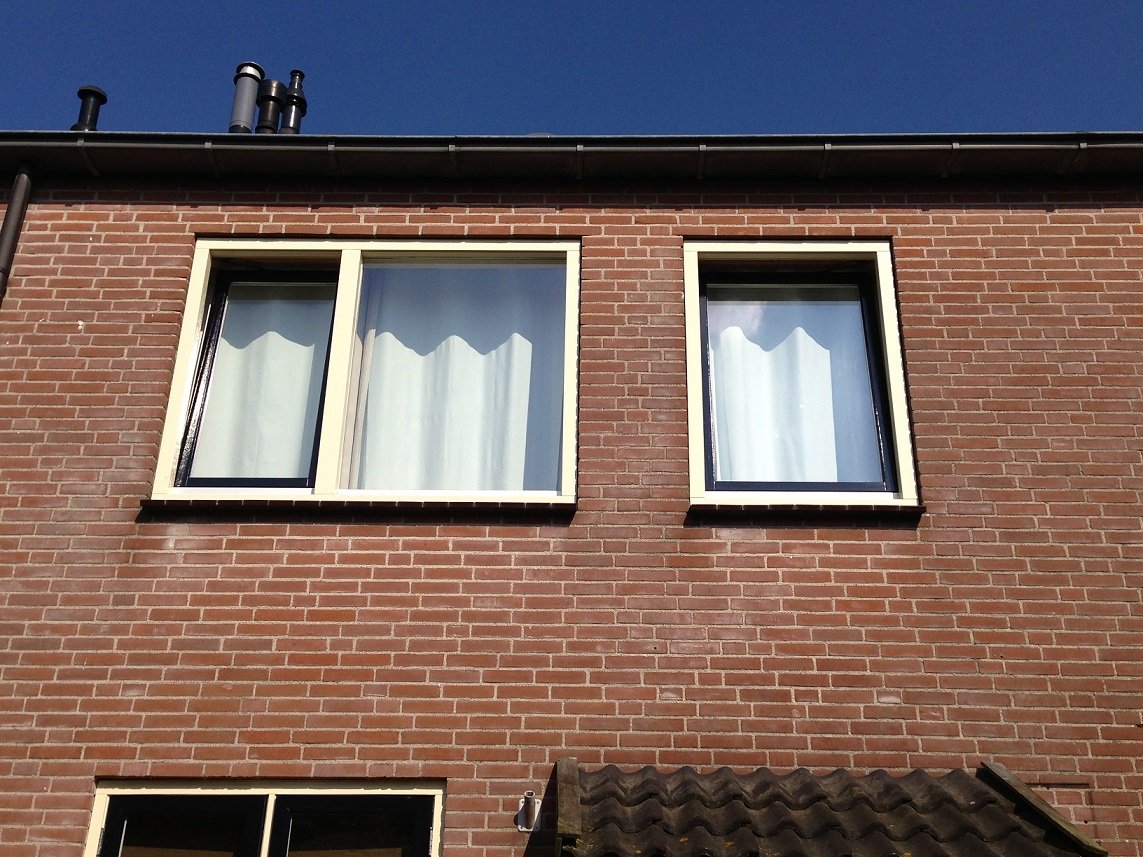  Houten kozijnen gemonteerd te Woudenberg.